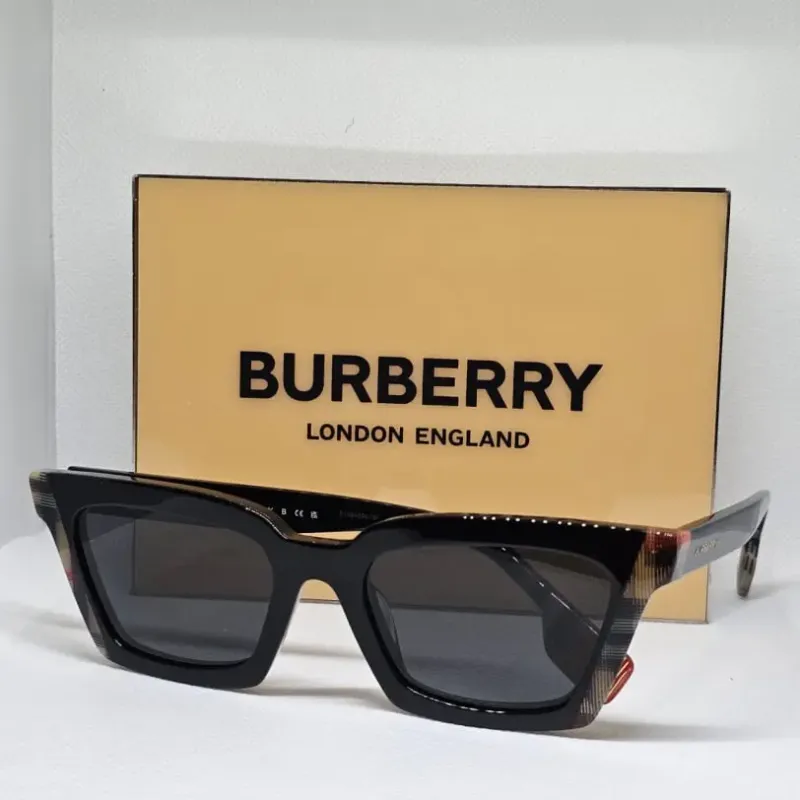 Monture Burberry — Lynx Optique Solarci, Abidjan