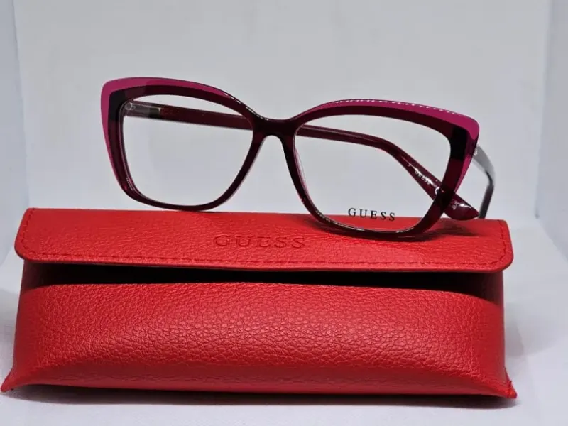 Monture Guess — Lynx Optique Solarci, Abidjan