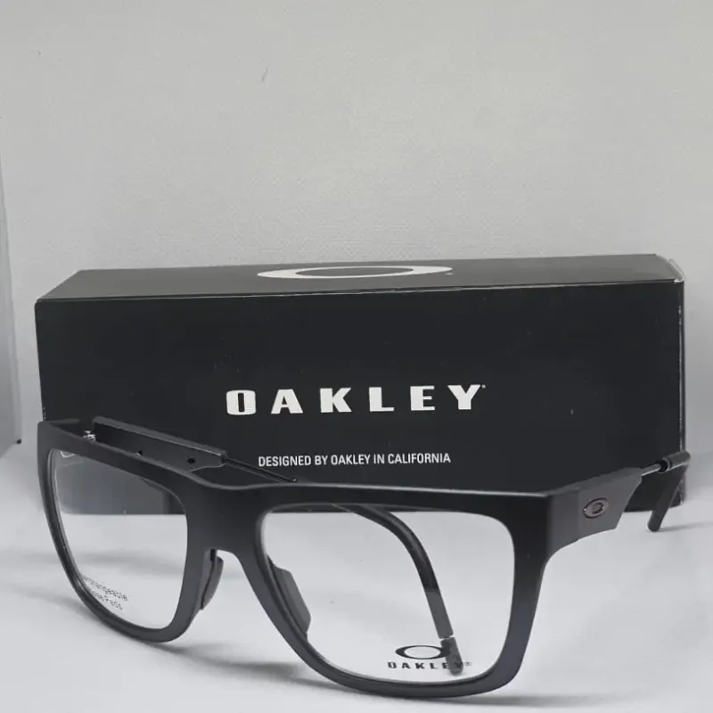 Monture Oakley — Lynx Optique Solarci, Abidjan