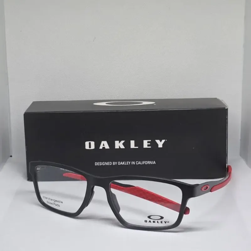 Monture Oakley — Lynx Optique Solarci, Abidjan